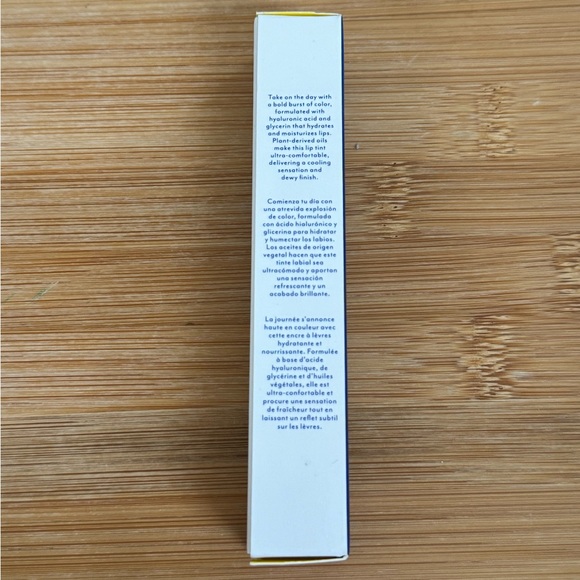 Treslúce Beauty Liquid Lip Tint In Shade Daring - Picture 6 of 6